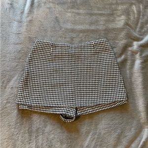 Zara houndstooth mini skort